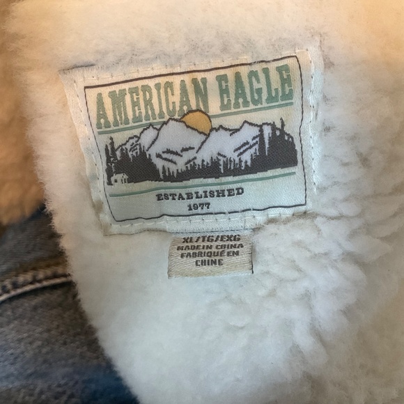 American Eagle Womens Denim jacket faux Sherpa collar and lined size XL - Picture 9 of 9